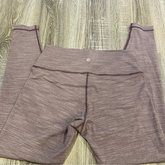 Lululemon Wunder Under High Rise Leggings - Picture 4 of 7